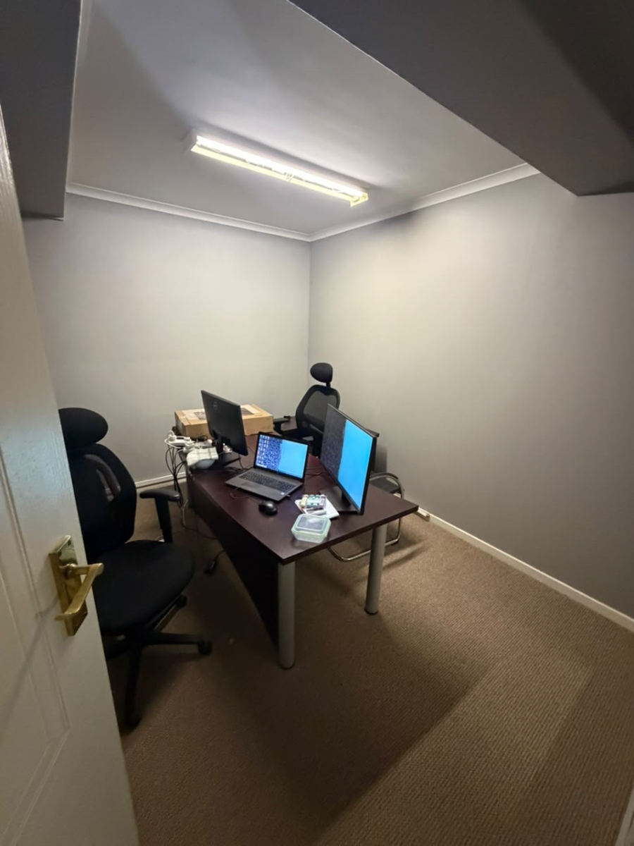 To Let Commercial Property for Rent in Durbanville Western Cape